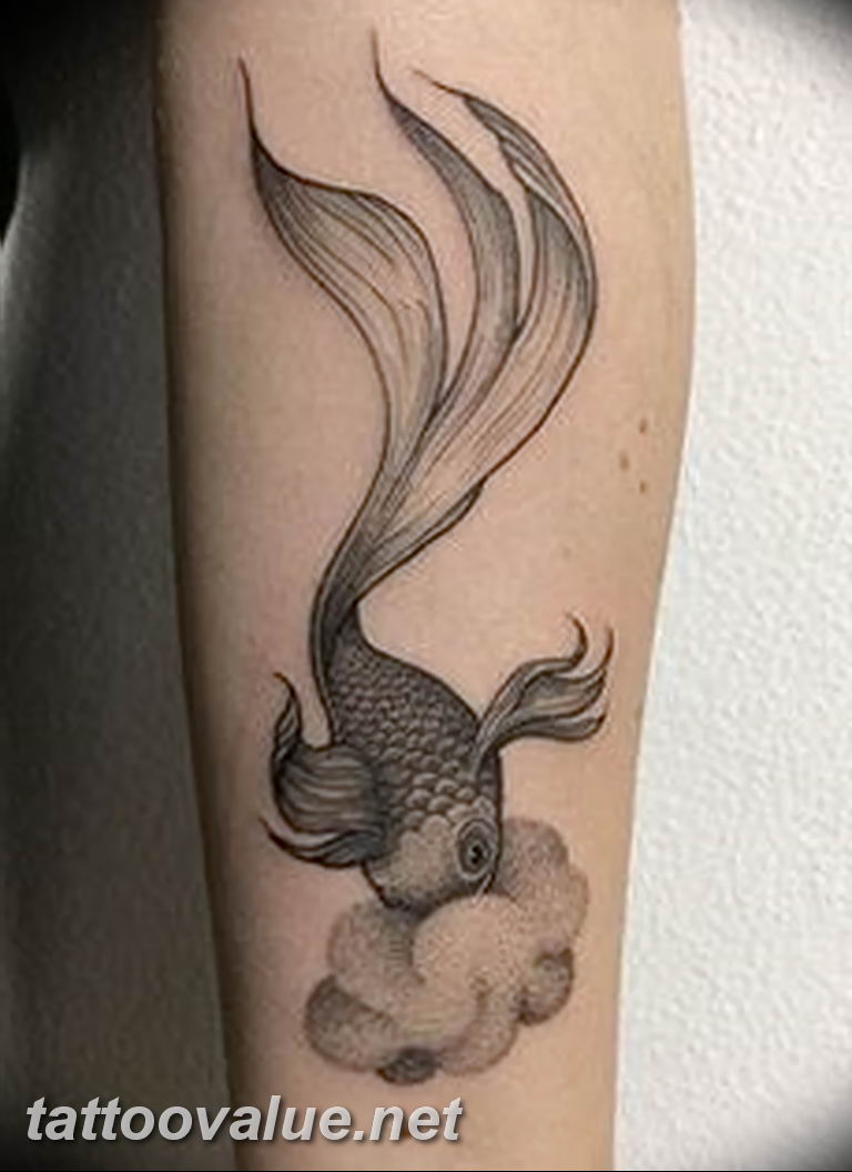 photo goldfish tattoo 04.01.2019 №289 - goldfish tattoo idea - tattoovalue.net