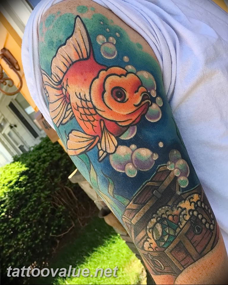 photo goldfish tattoo 04.01.2019 №442 - goldfish tattoo idea - tattoovalue.net