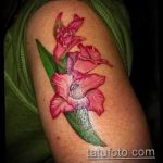 photo tattoo gladiolus 25.01.2019 №071 - drawing a tattoo flower gladiolus - tattoovalue.net