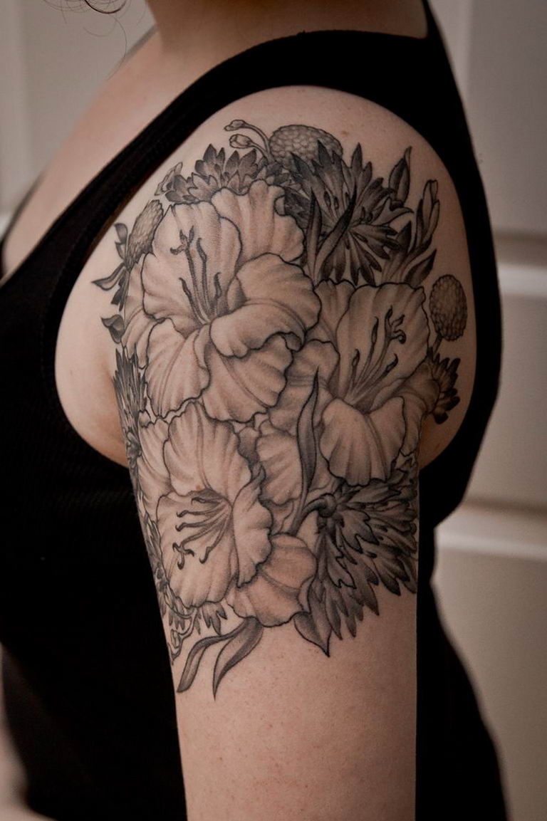 photo tattoo gladiolus 25.01.2019 №005 - drawing a tattoo flower gladiolus - tattoovalue.net