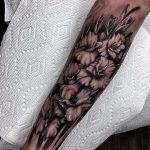 photo tattoo gladiolus 25.01.2019 №012 - drawing a tattoo flower gladiolus - tattoovalue.net