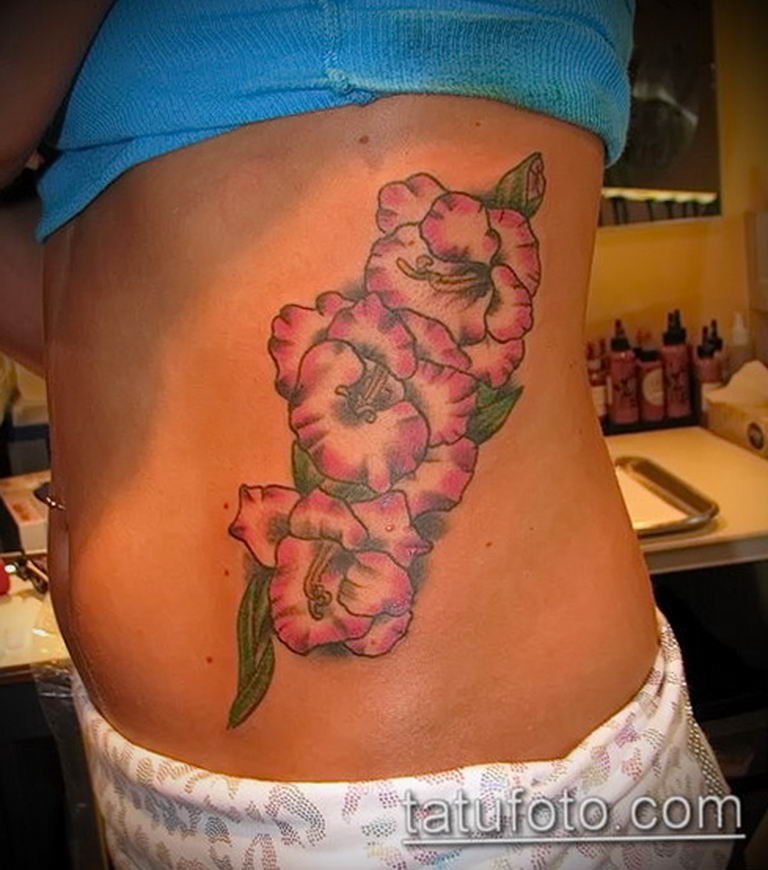 photo tattoo gladiolus 25.01.2019 №030 - drawing a tattoo flower gladiolus - tattoovalue.net
