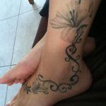 photo tattoo gladiolus 25.01.2019 №048 - drawing a tattoo flower gladiolus - tattoovalue.net