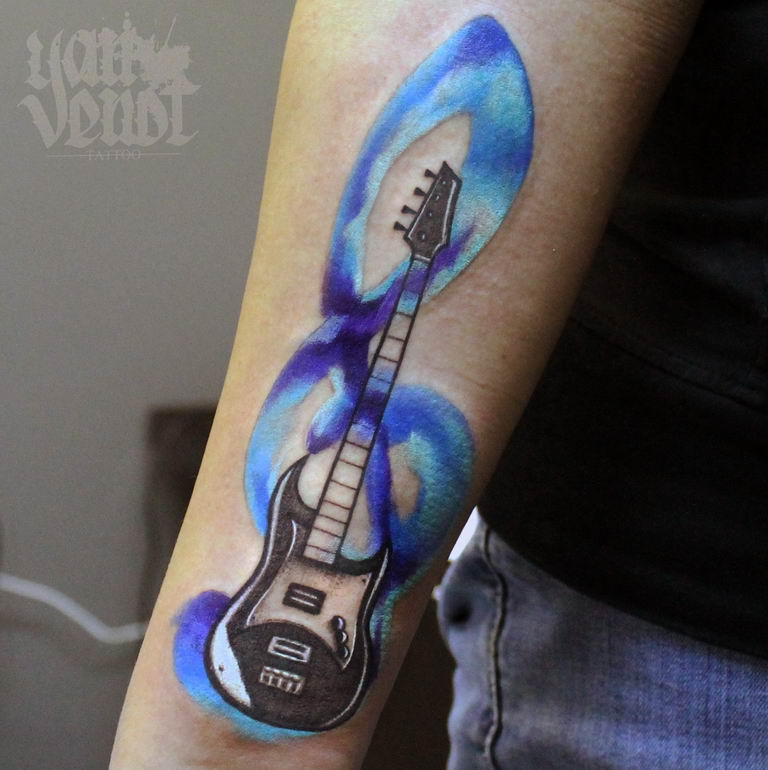 photo tattoo guitar 25.01.2019 №249 - drawing tattoo with a guitar - tattoovalue.net