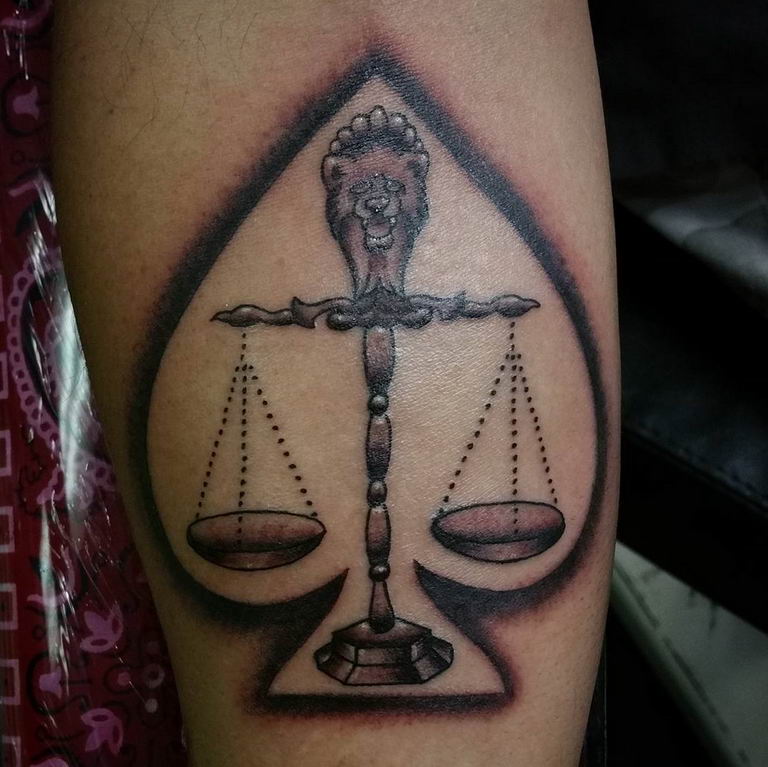 photo tattoo scales 26.01.2019 №020 - an example of a tattoo for scales - tattoovalue.net