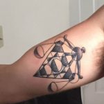 photo tattoo scales 26.01.2019 №161 - an example of a tattoo for scales - tattoovalue.net