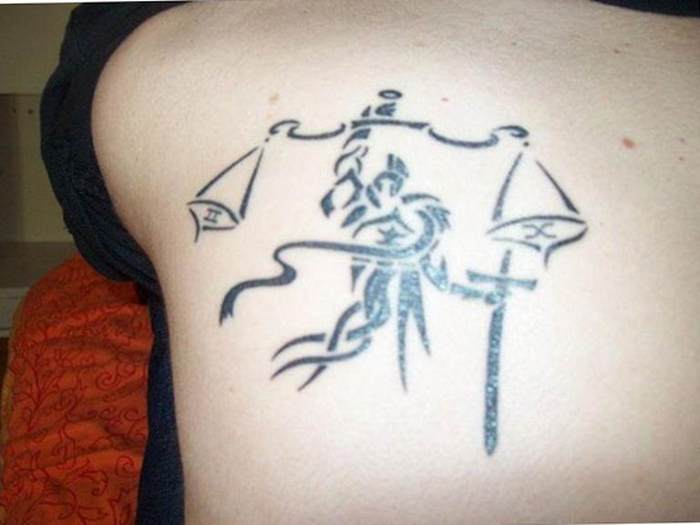 photo tattoo scales 26.01.2019 №178 - an example of a tattoo for scales - tattoovalue.net