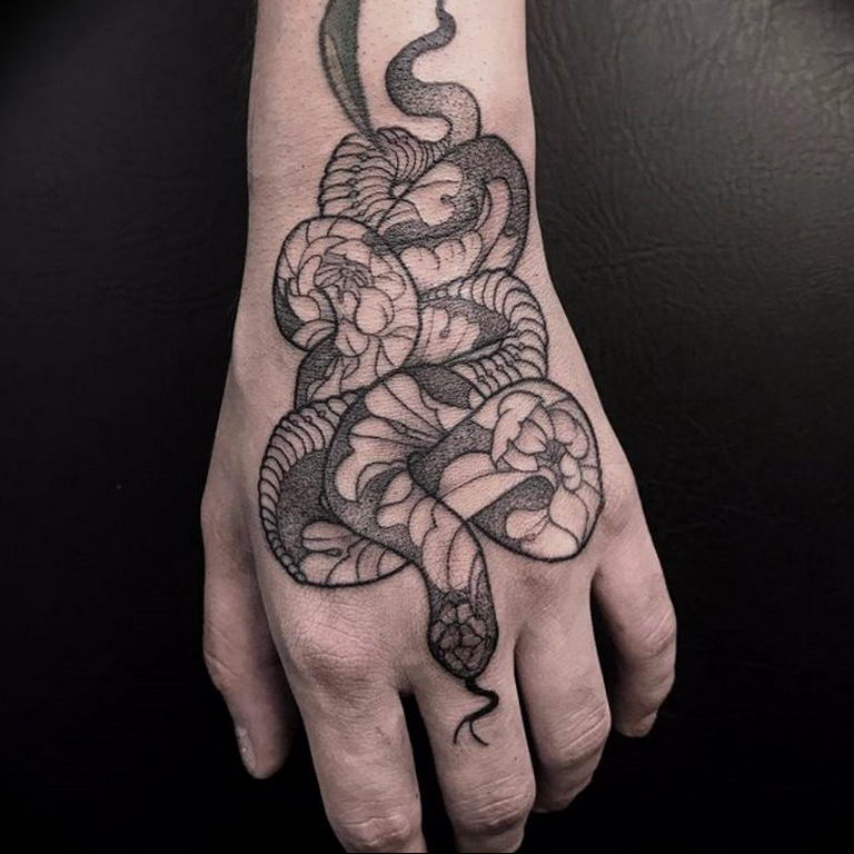 snake tattoo photo 28.01.2019 №013 - snake tattoo idea - tattoovalue.net