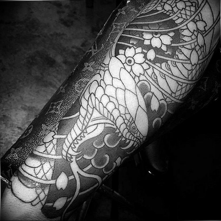 snake tattoo photo 28.01.2019 №110 - snake tattoo idea - tattoovalue.net