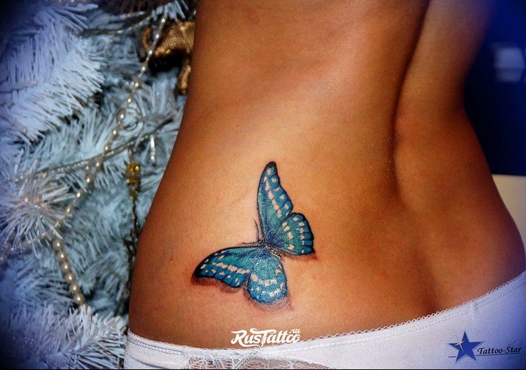 Эскиз тату бабочка на пояснице у девушки
