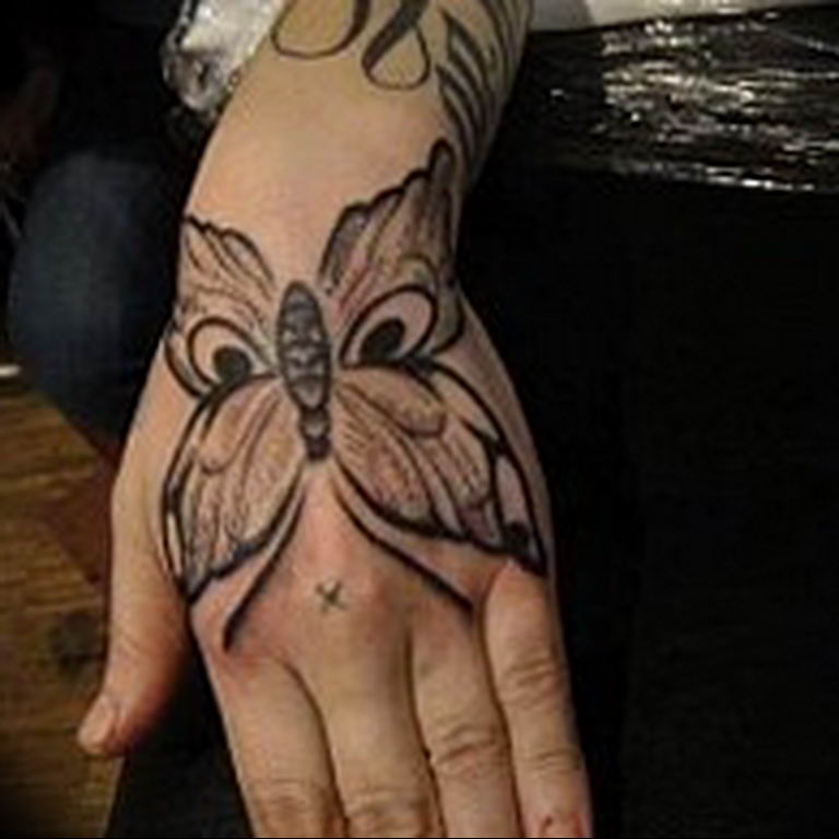 butterfly tattoo photo 04.02.2019 №186 - tattoo idea with a butterfly - tattoovalue.net
