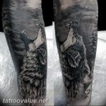 photo tattoo howling wolf 18.02.2019 №060 - wolf tattoo idea howling at moon - tattoovalue.net