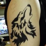 photo tattoo howling wolf 18.02.2019 №167 - wolf tattoo idea howling at moon - tattoovalue.net