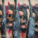photo tattoo raven on the skull 18.02.2019 №030 - tattoo with skull and raven - tattoovalue.net