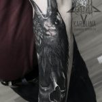 photo tattoo raven on the skull 18.02.2019 №109 - tattoo with skull and raven - tattoovalue.net