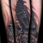 photo tattoo raven on the skull 18.02.2019 №168 - tattoo with skull and raven - tattoovalue.net