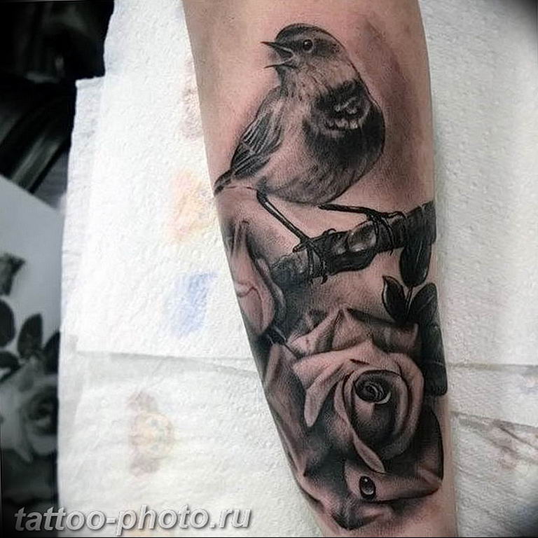 sparrows tattoo men