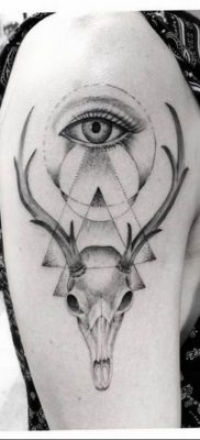 photo eye in triangle tattoo 03.03.2019 №272 – idea for eye in triangle tattoo – tattoovalue.net