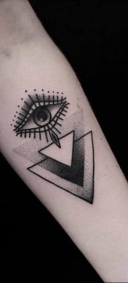 photo eye in triangle tattoo 03.03.2019 №274 – idea for eye in triangle tattoo – tattoovalue.net