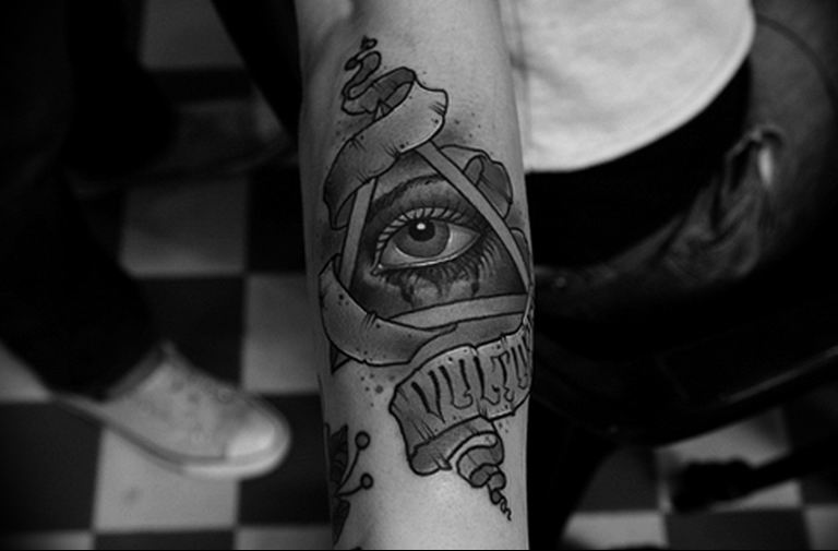 photo eye in triangle tattoo 03.03.2019 №020 - idea for eye in triangle tattoo - tattoovalue.net