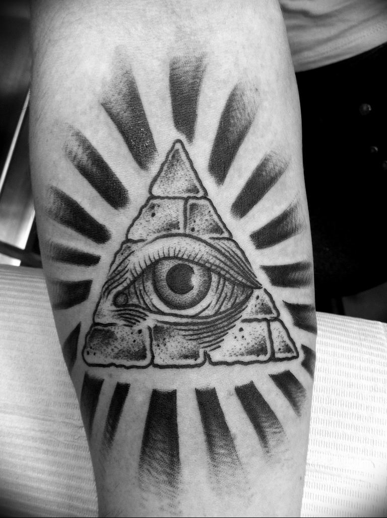 photo eye in triangle tattoo 03.03.2019 №036 - idea for eye in triangle tattoo - tattoovalue.net