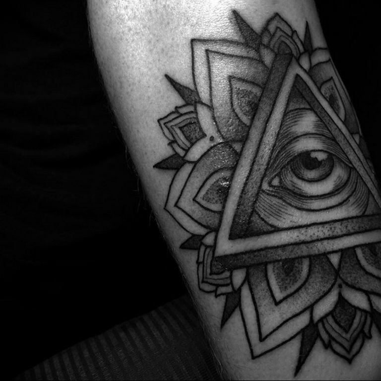 photo eye in triangle tattoo 03.03.2019 №073 - idea for eye in triangle tattoo - tattoovalue.net