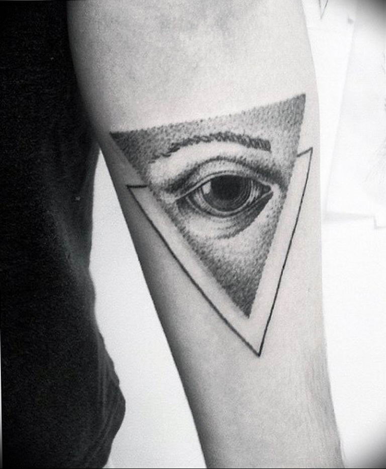 photo eye in triangle tattoo 03.03.2019 №081 - idea for eye in triangle tattoo - tattoovalue.net