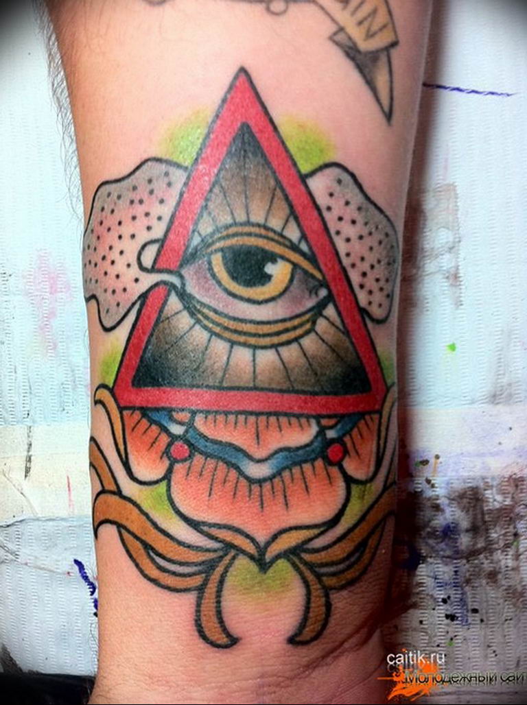 photo eye in triangle tattoo 03.03.2019 №228 - idea for eye in triangle tattoo - tattoovalue.net