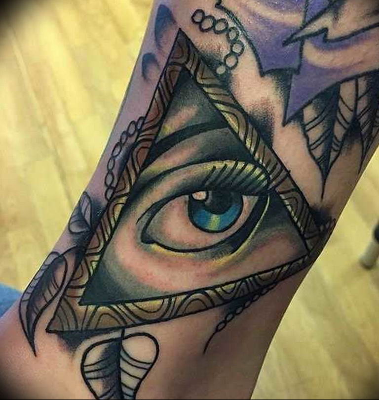 photo eye in triangle tattoo 03.03.2019 №236 - idea for eye in triangle tattoo - tattoovalue.net