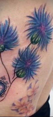 photo tattoo cornflower 03.03.2019 №066 – idea for a tattoo with cornflower – tattoovalue.net