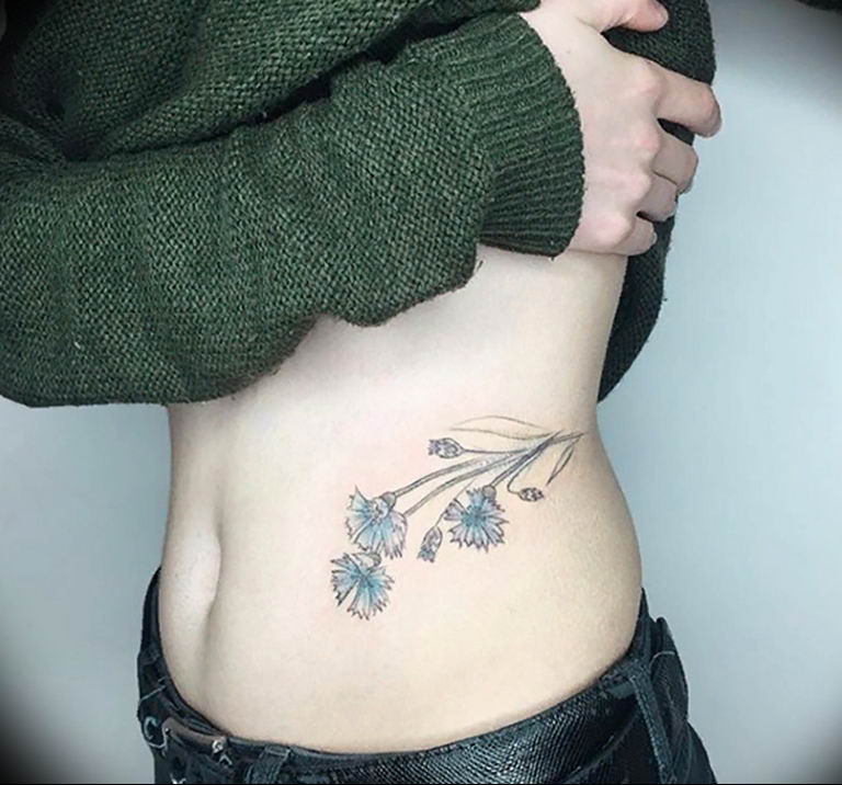 photo tattoo cornflower 03.03.2019 №116 - idea for a tattoo with cornflower - tattoovalue.net