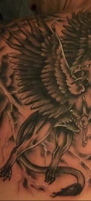 photo tattoo griffin 04.03.2019 №040 – idea for drawing a tattoo with a griffin – tattoovalue.net