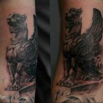 photo tattoo griffin 04.03.2019 №175 - idea for drawing a tattoo with a griffin - tattoovalue.net