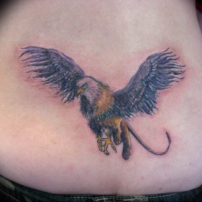 photo tattoo griffin 04.03.2019 №177 - idea for drawing a tattoo with a griffin - tattoovalue.net