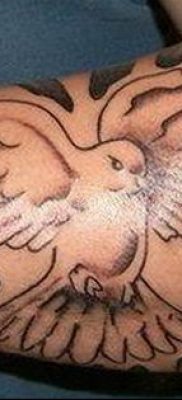 photo tattoo pigeon 03.03.2019 №017 – idea for drawing pigeon tattoo – tattoovalue.net