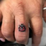 photo ladybug tattoo 17.04.2019 №196 - idea for ladybug tattoo - tattoovalue.net