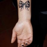 photo tattoo bow 17.04.2019 №175 - idea for tattoo bow - tattoovalue.net