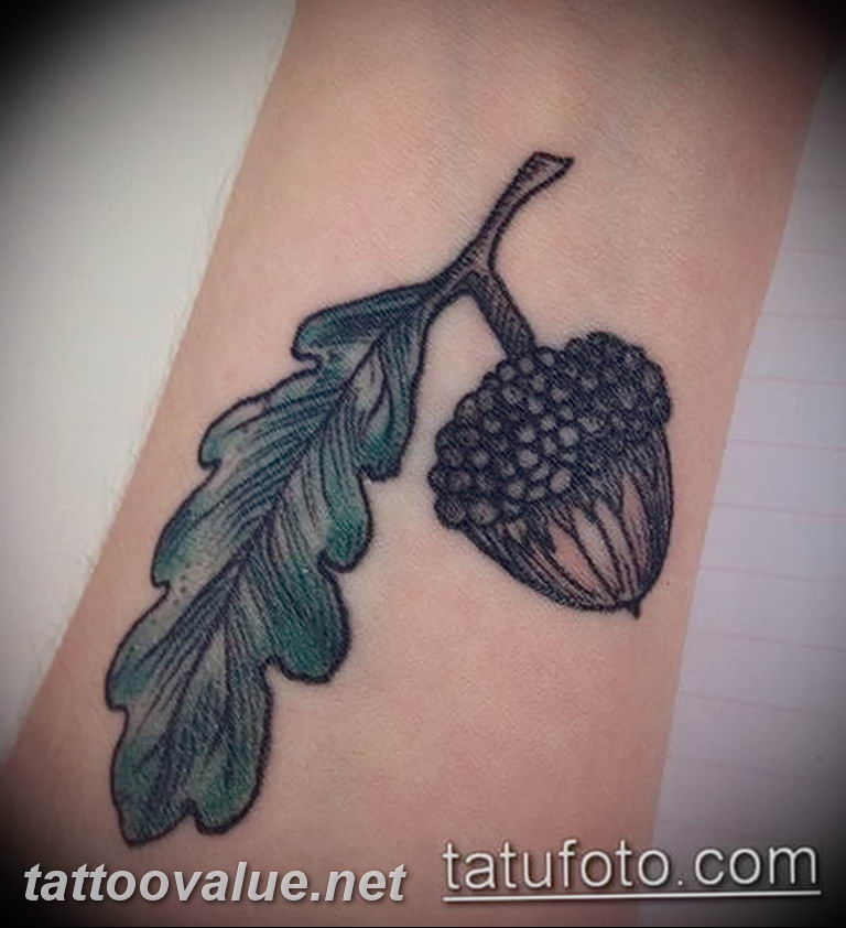 Photo oak leaves tattoo 25.05.2019 №007 - oak leaves tattoo idea - tattoovalue.net