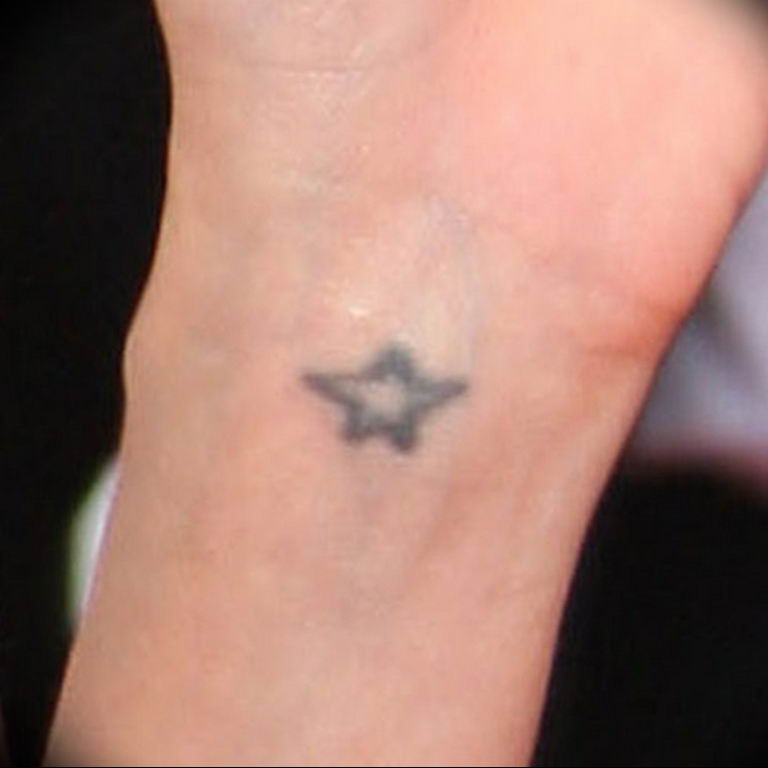 Photo tattoo star on wrist 19.06.2019 №024 - star tattoo example - tattoovalue.net