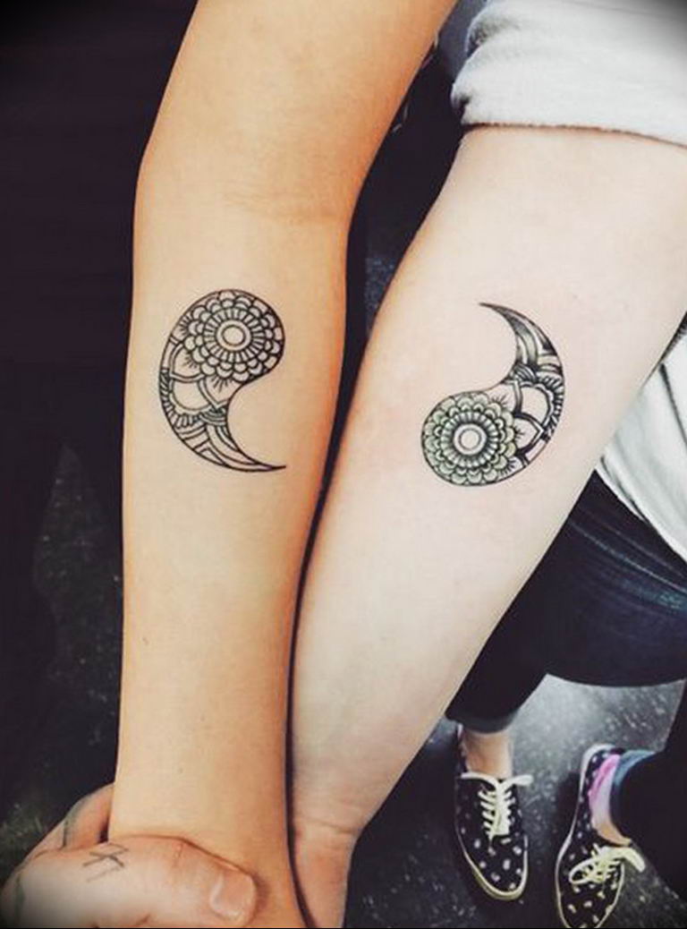Photo paired tattoos yin yang 15.07.2019 №005 - picture paired tattoos yin yang - tattoovalue.net
