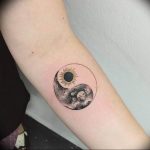 Photo tattoo yin yang for girls 15.07.2019 №002 - picture tattoo yin yang for girls - tattoovalue.net