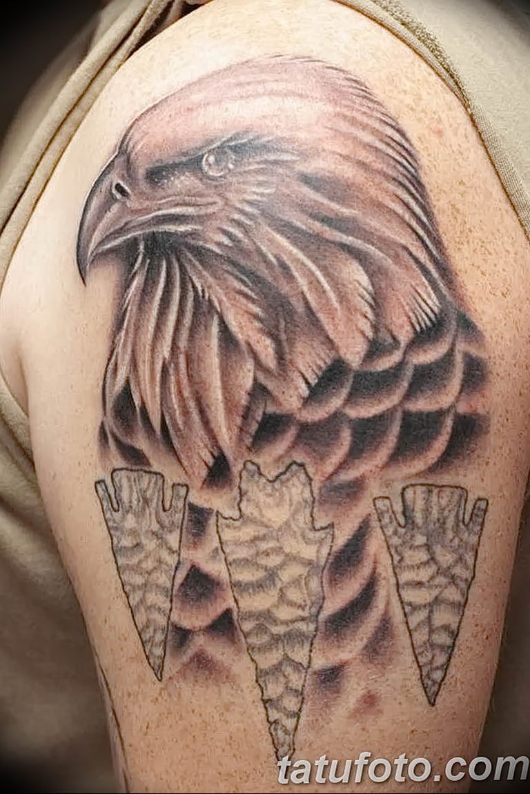 photo Golden Eagle tattoo 12.07.2019 №006 - example of drawing tattoo eagle - tattoovalue.net