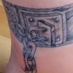 An example of an interesting drawing of a shackle tattoo 07.10.2019 №035 - tattoovalue.net