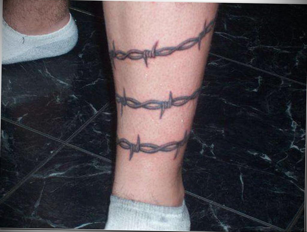 barbed wire tattoo 01022020 050 barbed wire tattoo tattoovaluenet   tattoovaluenet