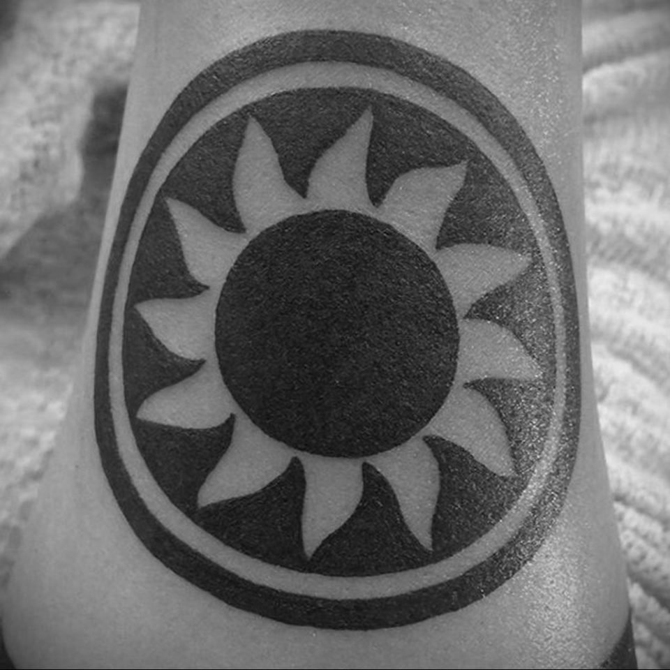 black circle tattoo 07.01.2020 №005 circle tattoo