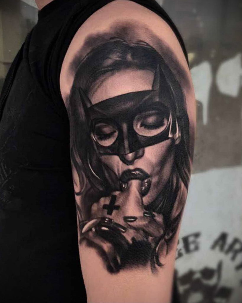 Crazy Cat Lady aka Catwoman Done by Yeray Perez at Malibu Tattoo  Studio Sitges Spain  rtattoos