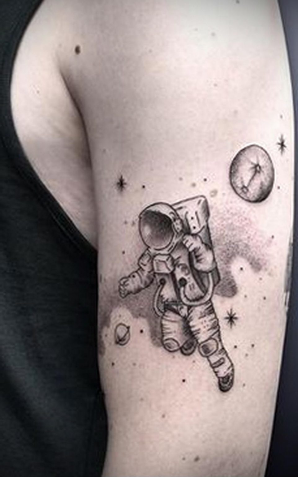 cosmonaut tattoo 01.02.2020 №083 -tattoo astronaut- tattoovalue.net ...