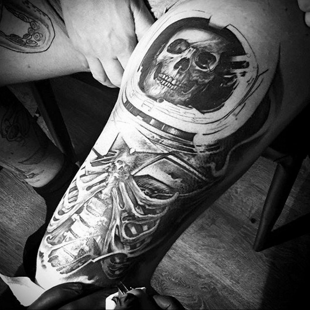 Return to Astronaut tattoo meaning. cosmonaut tattoo 01.02.2020 № 157 -tatt...