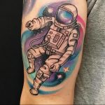 cosmonaut tattoo 01.02.2020 №070 -tattoo astronaut- tattoovalue.net