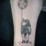 cosmonaut tattoo 01.02.2020 №078 -tattoo astronaut- tattoovalue.net